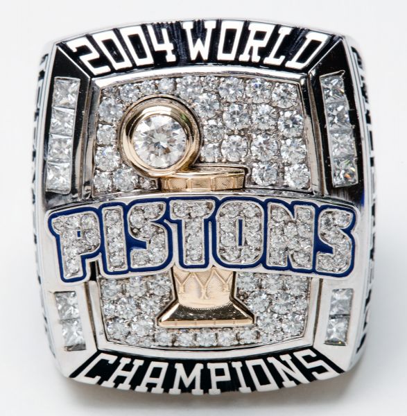 2004 DETROIT PISTONS NBA CHAMPIONS FRONT OFFICE EXECUTIVE RING ("A" VERSION) IN ORIGINAL PRESENTATION BOX
