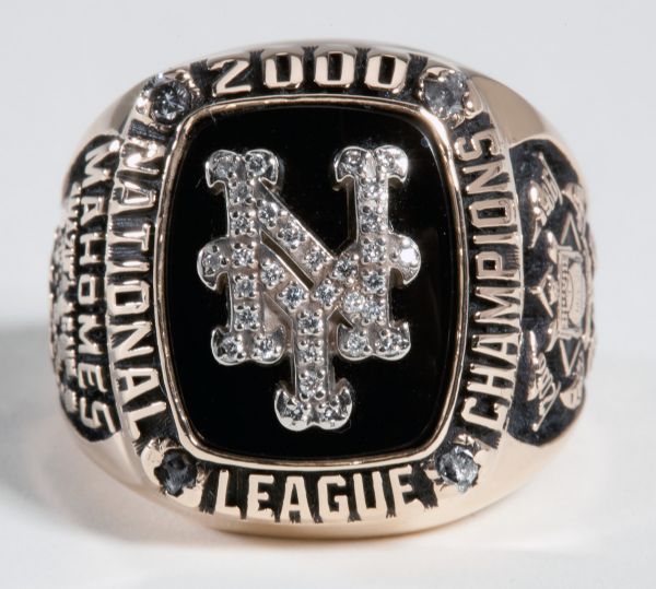 2000 NEW YORK METS NATIONAL LEAGUE CHAMPIONSHIP RING PRESENTED TO PLAYER PAT MAHOMES