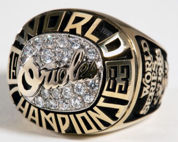 1983 BALTIMORE ORIOLES WORLD CHAMPIONSHIP RING - FRONT OFFICE