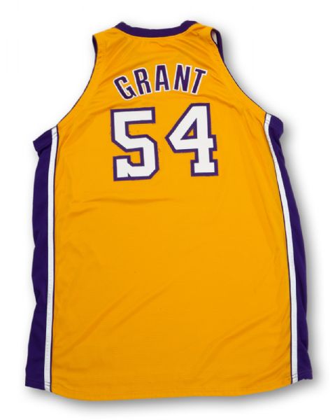 2000-01 HORACE GRANT AUTOGRAPHED LOS ANGELES LAKERS GAME WORN HOME JERSEY