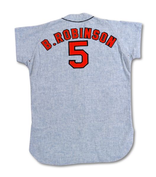 1971 BROOKS ROBINSON AUTOGRAPHED BALTIMORE ORIOLES GAME WORN ROAD JERSEY (MEARS A9.5, NSM COLLECTION)