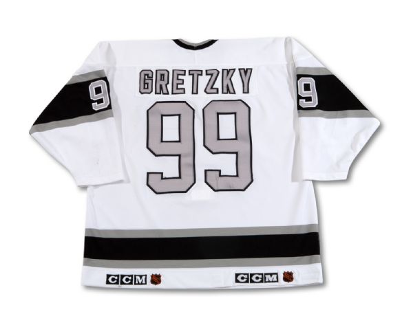 1990-91 WAYNE GRETZKY AUTOGRAPHED LOS ANGELES KINGS GAME WORN HOME JERSEY (3 LOS ANGELES KINGS LOAS INCL. WAYNE GRETZKY, NSM COLLECTION)