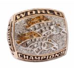 1998 WORLD CHAMPION DENVER BRONCOS SUPER BOWL XXXIII 14K GOLD RING ISSUED TO STRENGTH COACH (SAPORTA LOA)
