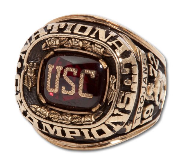 JOHN ROBINSONS 1972 NCAA FOOTBALL 10K GOLD NATIONAL CHAMPIONSHIP RING