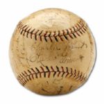 1930 CHICAGO CUBS TEAM SIGNED BASEBALL  (HELMS/LA84 COLLECTION) 