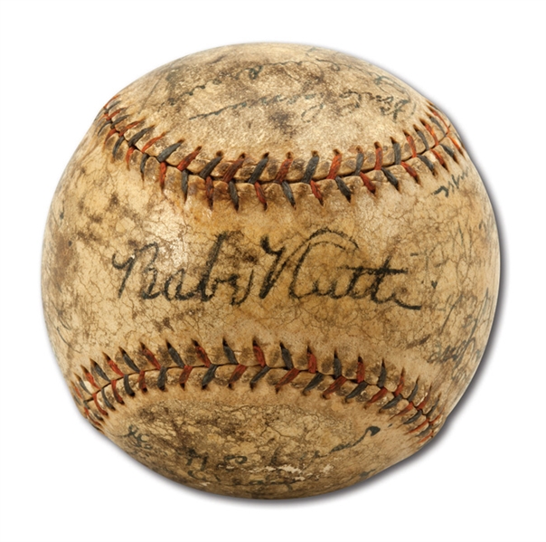 1931 NEW YORK YANKEES TEAM SIGNED BASEBALL WITH 18 SIGNATURES INCL. BABE RUTH & LOU GEHRIG