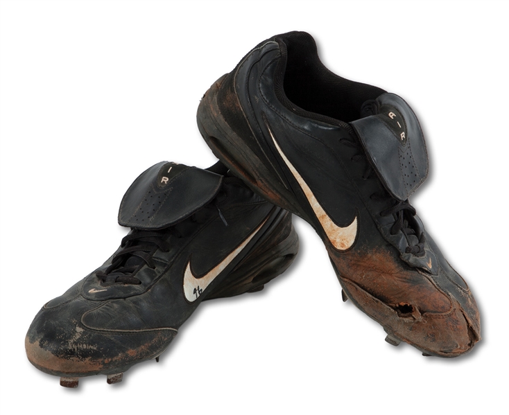 2006 CLAYTON KERSHAW DUAL SIGNED PAIR OF GAME WORN NIKE CLEATS USED IN HIGH SCHOOL (PHOTO-MATCHED!) AND ROOKIE BALL (MINOR LEAGUE TEAMMATE LOA)
