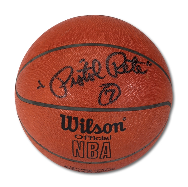"PISTOL PETE" MARAVICH SINGLE SIGNED OFFICIAL NBA (OBRIEN) BASKETBALL