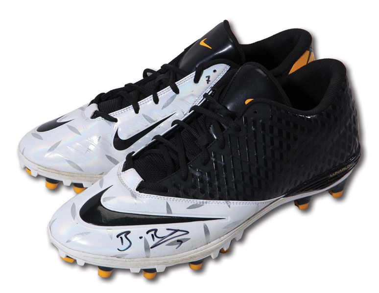 BEN ROETHLISBERGERS 2013 PITTSBURGH STEELERS GAME WORN & DUAL SIGNED NIKE CLEATS PHOTO-MATCHED TO TWO HOME DECEMBER GAMES (BIG BEN LOA)