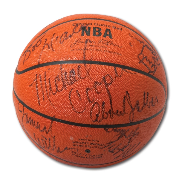 1983-84 LOS ANGELES LAKERS WESTERN CONFERENCE CHAMPION TEAM SIGNED BASKETBALL W/ KAREEM, MAGIC & WORTHY