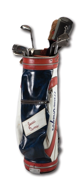 JESSE OWENS PERSONAL MACGREGOR GOLF BAG WITH SET OF 14 CLUBS (OWENS ESTATE COLLECTION)