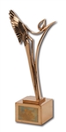 JESSE OWENS IAAF (100M / 200M / LONG JUMP) HALL OF FAME INDUCTION TROPHY AWARDED POSTHUMOUSLY (OWENS ESTATE COLLECTION)