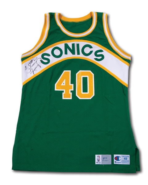 1991-92 SHAWN KEMP SIGNED SEATTLE SUPERSONICS GAME WORN ROAD JERSEY (COBY KARL COLLECTION)