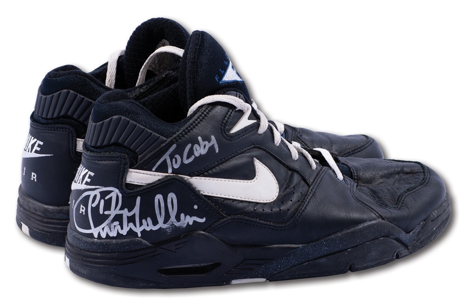 1992-93 CHRIS MULLIN (WARRIORS ERA) GAME WORN, DUAL-SIGNED & INSCRIBED NIKE AIR FLIGHT SHOES (COBY KARL COLLECTION)
