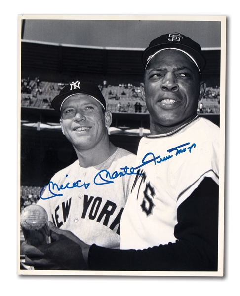 MICKEY MANTLE AND WILLIE MAYS DUAL-SIGNED 1960S AP/WIDE WORLD NEWS SERVICE PHOTOGRAPH