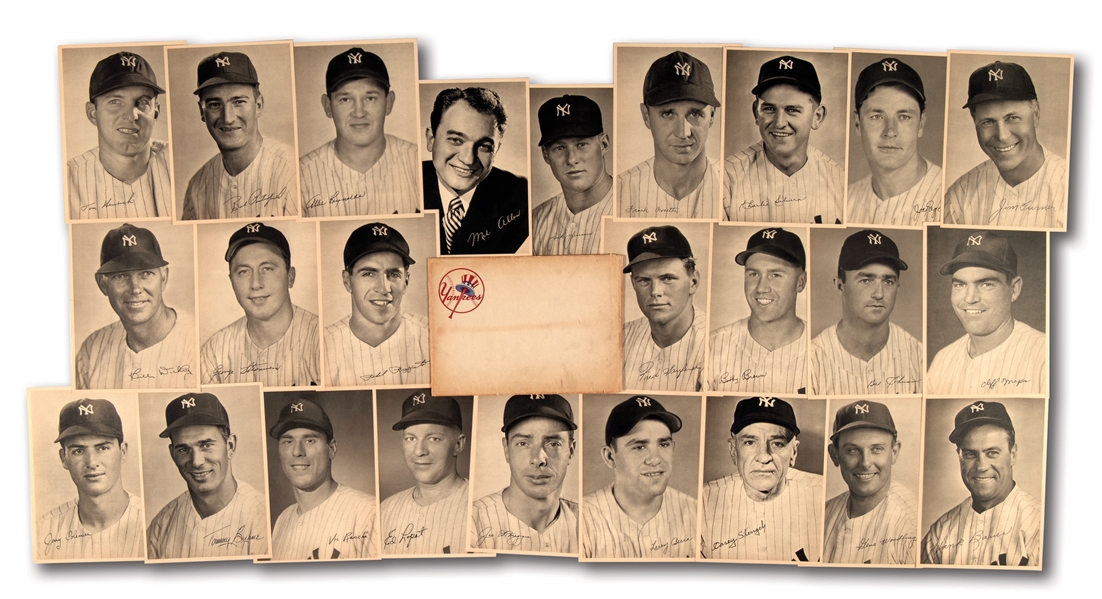 1949 NEW YORK YANKEES TEAM PICTURE PACK COMPLETE SET (25) WITH ORIGINAL ENVELOPE