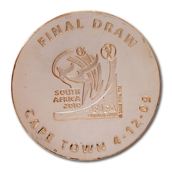 2010 FIFA WORLD CUP (SOUTH AFRICA) FINAL DRAW MEDAL PRESENTED TO BRAZIL (1/1) DEC. 4, 2009 - ONE ISSUED TO EACH QUALIFYING NATION (BRAZIL TEAM REP. LOA)
