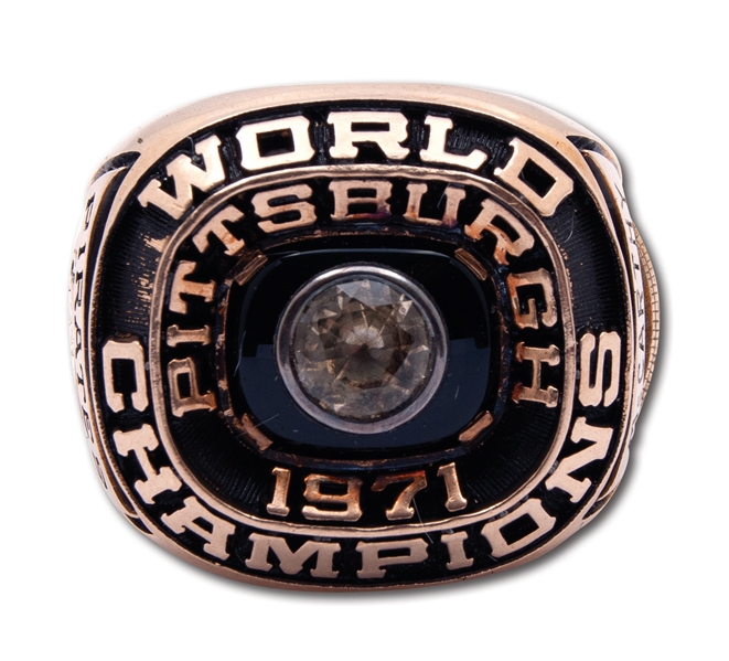 1971 PITTSBURGH PIRATES WORLD SERIES CHAMPIONS 14K GOLD STAFF RING