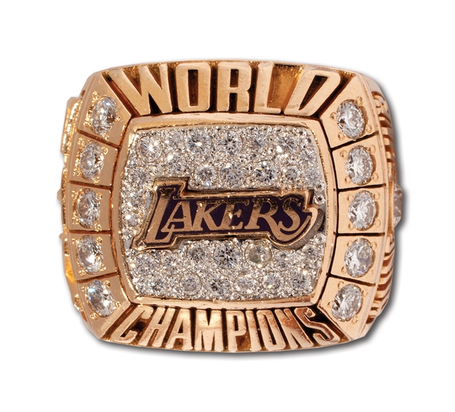 2000 LOS ANGELES LAKERS WORLD CHAMPIONSHIP RING ISSUED TO TEAMS SPORTS PSYCHOLOGIST