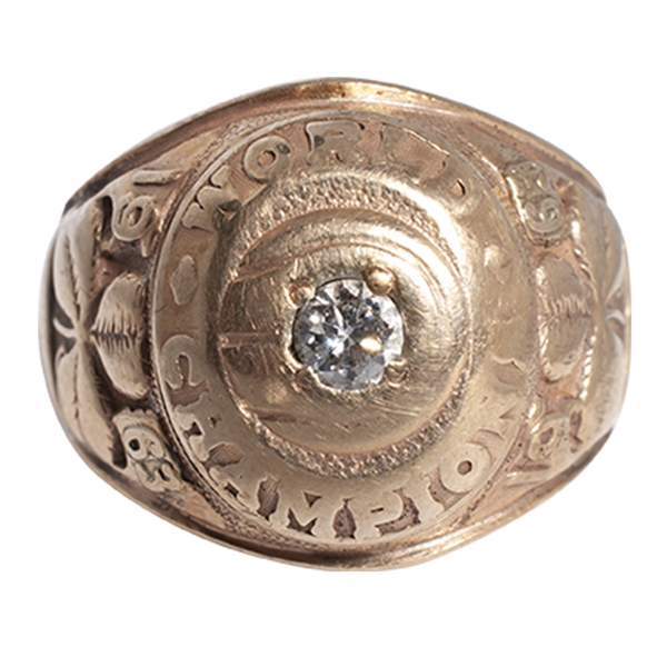 CLYDE LOVELLETTES 1963 BOSTON CELTICS NBA WORLD CHAMPIONS 10K GOLD RING (LOVELLETTE COLLECTION)