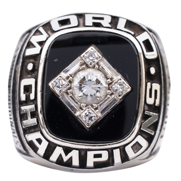 CATCHER DAVE RICKETTS ORIGINAL 1967 ST. LOUIS CARDINALS WORLD CHAMPIONSHIP 14K GOLD & DIAMOND RING