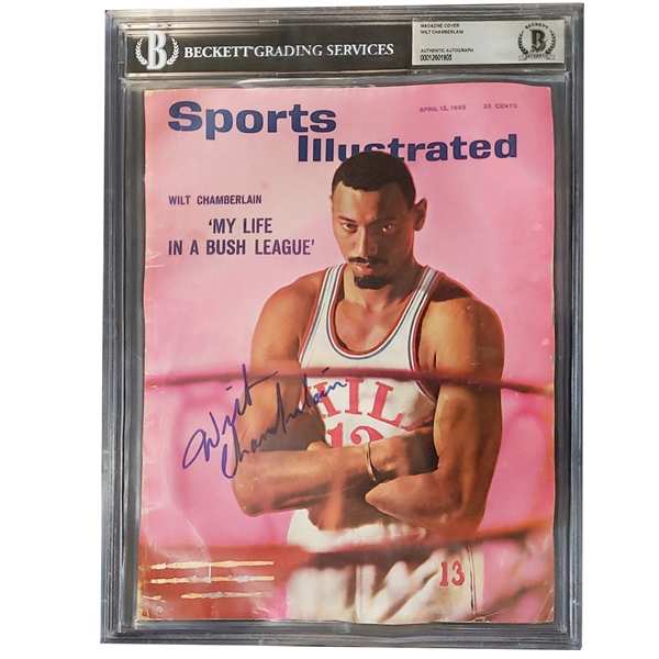WILT CHAMBERLAIN AUTOGRAPHED SPORTS ILLUSTRATED COVER "MY LIFE IN A BUSH LEAGUE" APRIL 12, 1965 (BECKETT ENCAPSULATED)