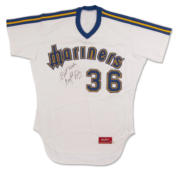1982 GAYLORD PERRY (HOF) AUTOGRAPHED GAME WORN SEATTLE MARINERS BASEBALL JERSEY - BECKETT LOA