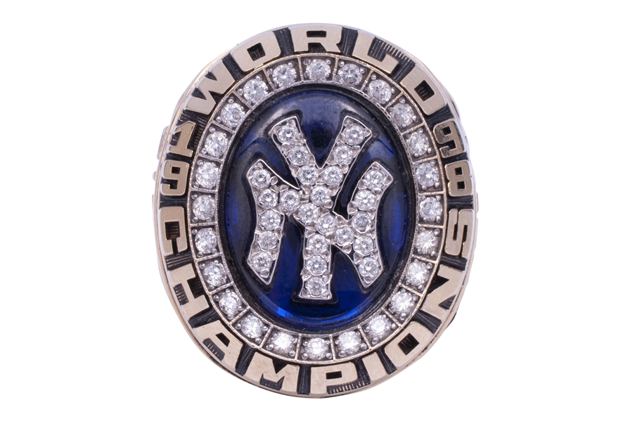 1998 NEW YORK YANKEES WORLD SERIES CHAMPIONSHIP RING -10K GOLD W/ DIAMONDS
