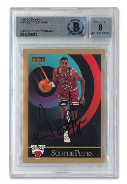 SUPERBLY SIGNED 1990 SKYBOX #46 SCOTTIE PIPPEN - CHICAGO BULLS - HALL OF FAME - BAS 8