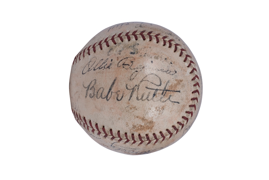 C. 1935 BOSTON BRAVES AND ST. LOUIS BROWNS MULTI-SIGNED BASEBALL WITH BABE RUTH & ROGERS HORNSBY - PSA/DNA LOA