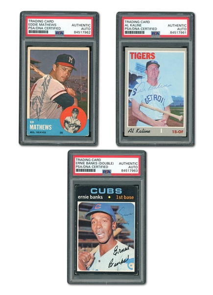 TRIO OF SIGNED TOPPS CARDS INCL. 1963 #275 ED MATHEWS (D. 01), 1970 #640 AL KALINE (D. 20), AND 1971 #525 ERNIE BANKS (D. 15) - ALL PSA/DNA AUTHENTIC