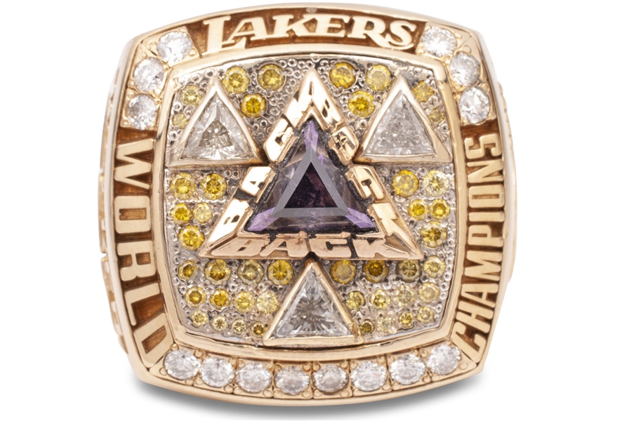 Samaki Walkers 2002 Los Angeles Lakers "Three-Peat" NBA World Champions 14K Gold Ring