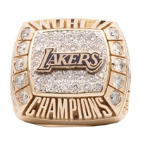 2000 Kobe Bryant Los Angeles Lakers NBA Champions 14K Gold Ring Gifted to His Father Joe "Jellybean" Bryant – Pam Bryant LOA