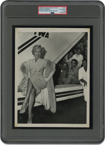 C. 1954 Marilyn Monroe Trans World Airlines Original Photograph – PSA/DNA Type 1