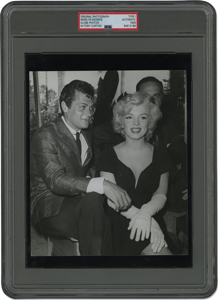 1959 Marilyn Monroe and Tony Curtiss Original Photograph from Globe Photos – PSA/DNA Type 1