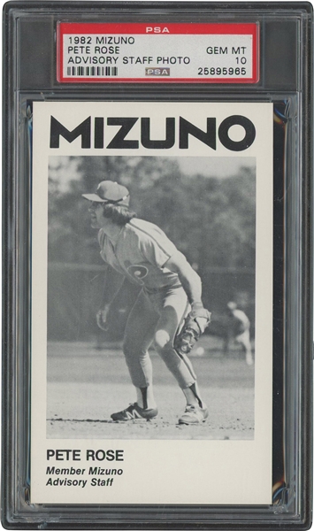 1982 Mizuno Advisory Staff Photo Pete Rose – PSA Gem Mint 10