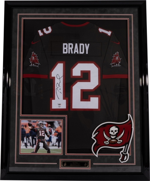 Tom Brady Autographed Tampa Bay Buccaneers Jersey Professionally Framed – Fanatics Auth.