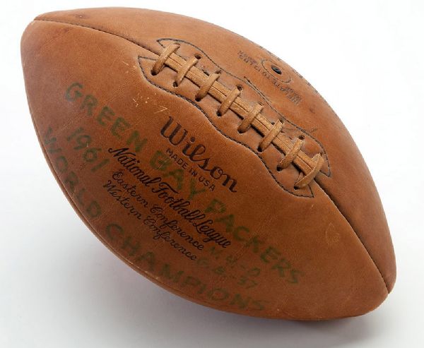1961 WORLD CHAMPS GREEN BAY PACKERS TEAM SIGNED FOOTBALL WITH LOMBARDI