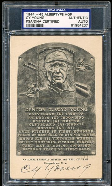 CY YOUNG SIGNED BLACK & WHITE HALL OF FAME POSTCARD PSA/DNA AUTHENTIC