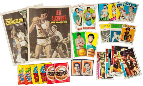 1957-76 TOPPS BASKETBALL LOT OF (550+) CARDS 