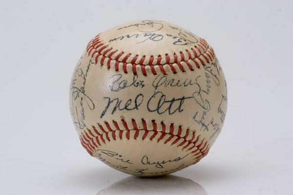 1947 New York Giants Team Signed Baseball (Otts last year) 
