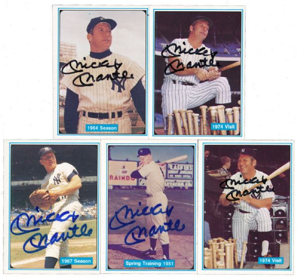 1982 "THE MICKEY MANTLE STORY" LOT OF (5) AUTOGRAPHED CARDS 