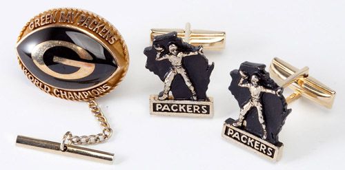 1967 GREEN BAY PACKERS WORLD CHAMPIONSHIP CUFF LINKS AND TIE BAR