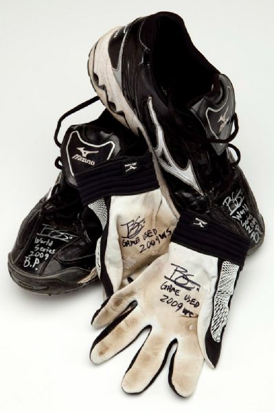 BRETT GARDNER 2009 WORLD SERIES AUTOGRAPHED GAME USED BATTING PRACTICE SHOES AND BATTING GLOVES 