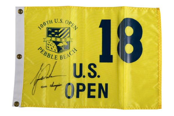 TIGER WOODS SIGNED 2000 US OPEN GOLF PIN FLAG 