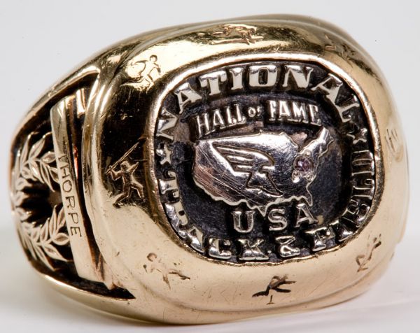 1975 JIM THORPE TRACK AND FIELD HALL OF FAME INDUCTION RING