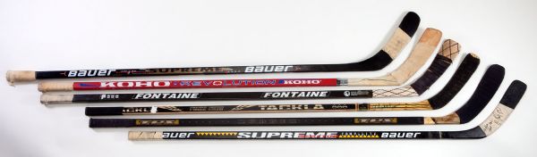 GROUP OF 6 GAME USED HOCKEY STICKS INCl. MESSIER & ROBITAILLE