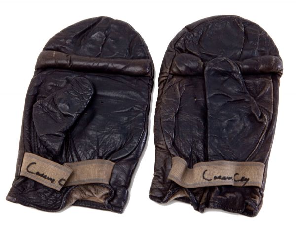 1960s CASSIUS CLAY SIGNED AND WORN TRAINING BAG GLOVES - EX-BUNDINI BROWN COLLECTION