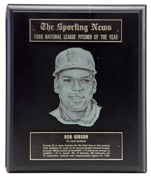 BOB GIBSONS 1968 SPORTING NEWS NL PITCHER OF THE YEAR AWARD