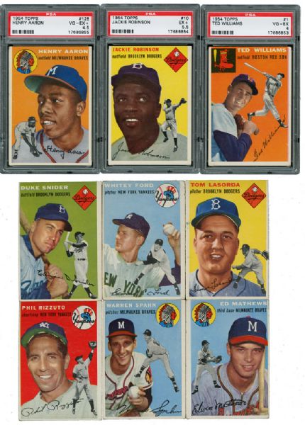 1954 TOPPS BASEBALL LOT OF 152 WITH AARON, WILLIAMS, ROBINSON, SNIDER, FORD, RIZZUTO, AND OTHER HALL OF FAMERS